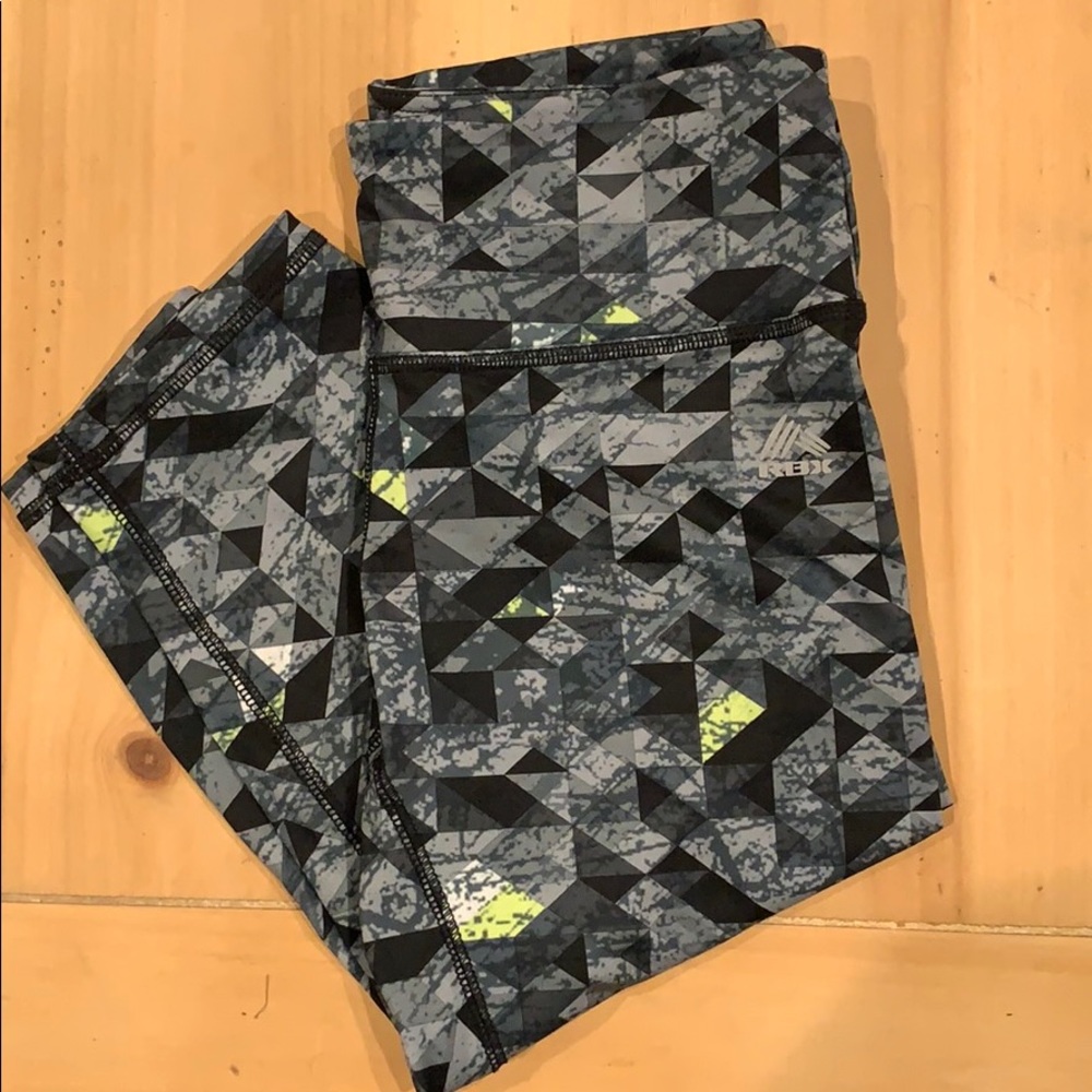 Cropped Athletic Capris